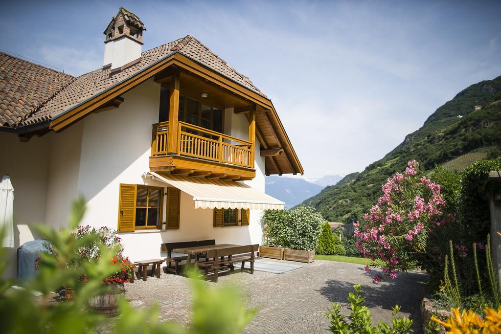 Biobauernhof Rosengartner Daire Terlano Oda fotoğraf
